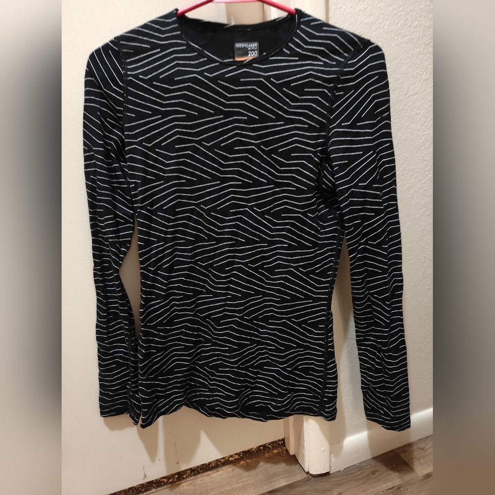 Icebreaker Women's Merino Long Sleeve Crewe Thermal Top Size S - Black